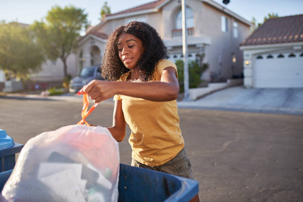 Best Yard Cleanup Services  in Elizabethton, TN